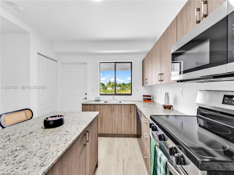 Property photo # 5