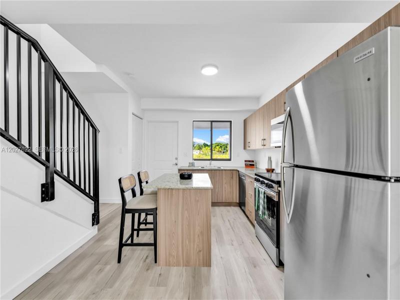 Property photo # 2