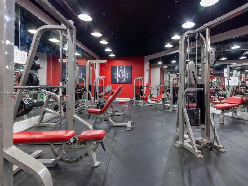 Comprar apartamento en Castle Beach Club 1105