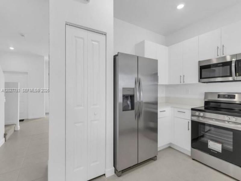 Property photo # 9