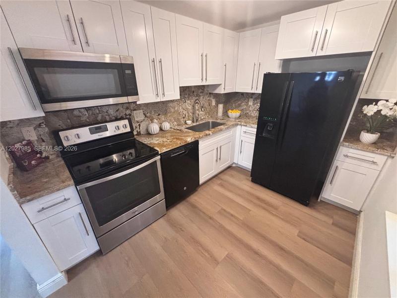 Property photo # 6
