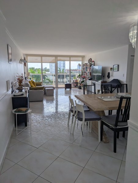 Condo for sale at Parker Tower 410