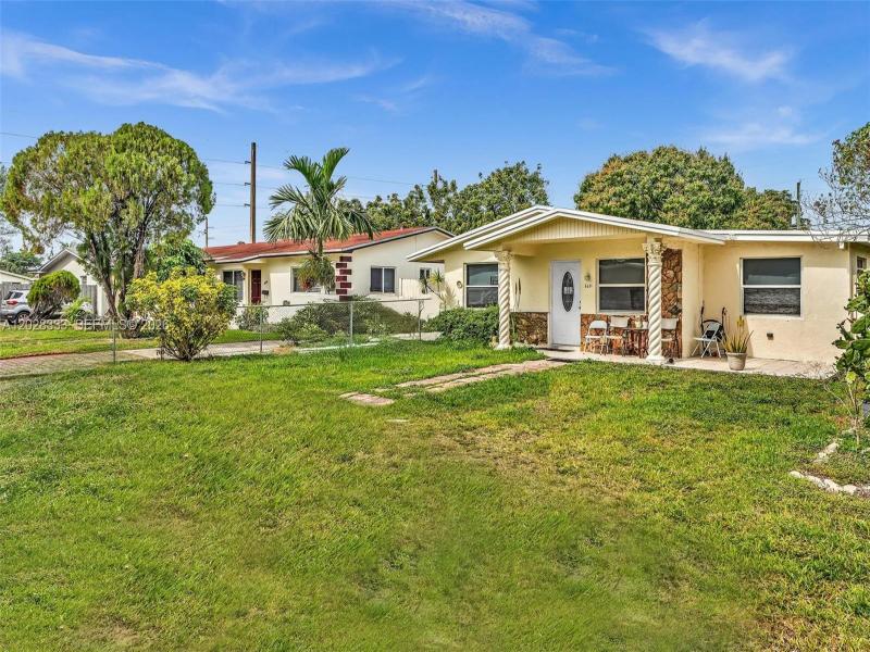 Property photo # 1