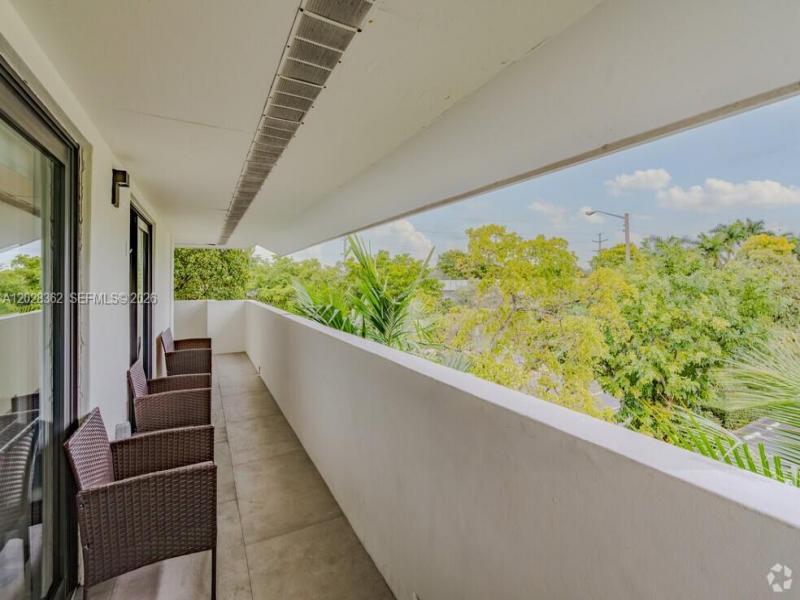 Alquiler de apartamento en Orduna Court 203