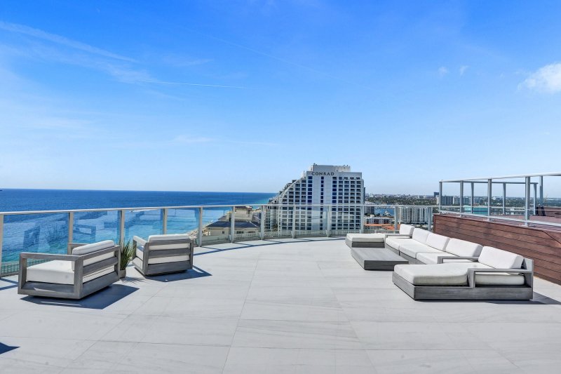 Condo for sale at Paramount Fort Lauderdale A1