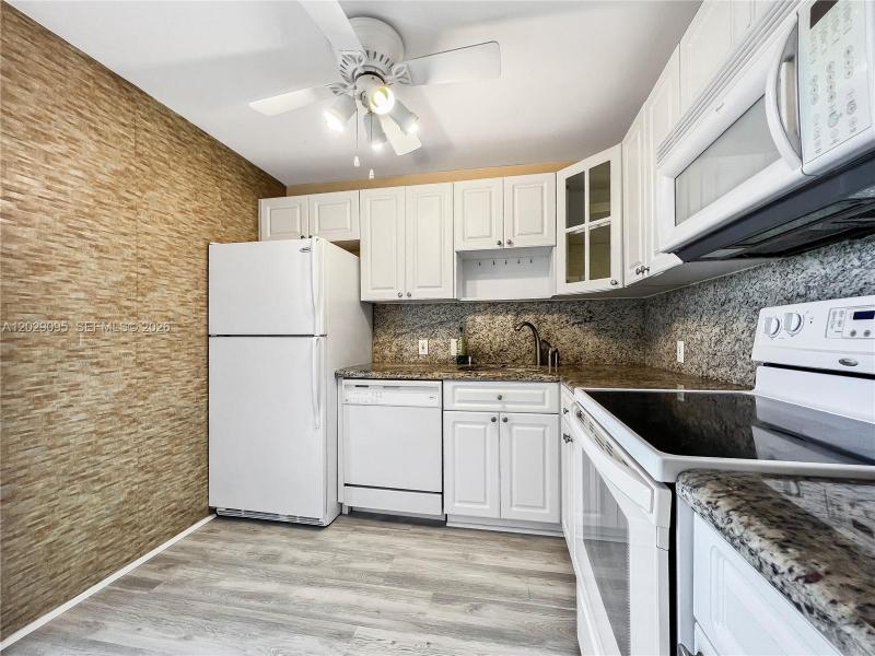 Property photo # 6