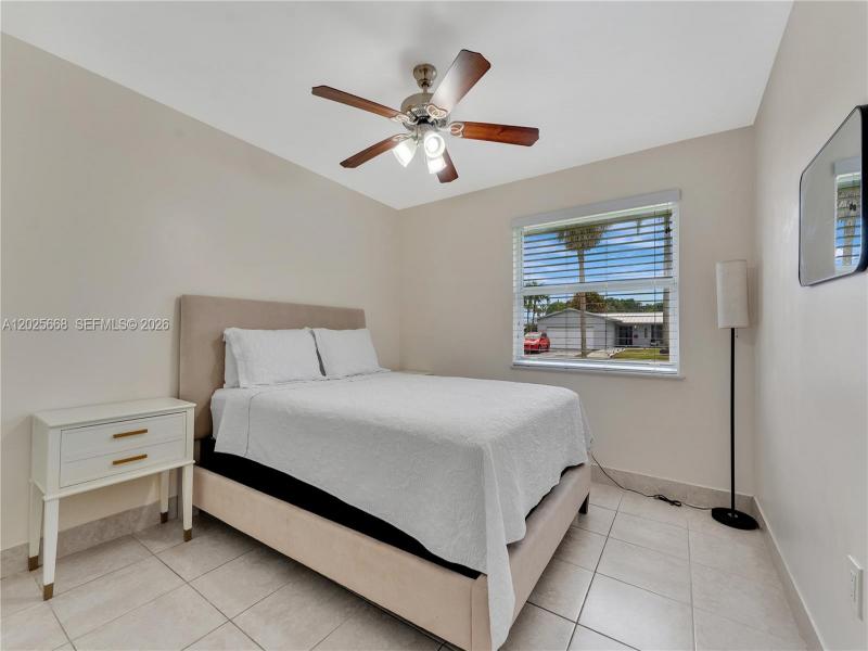 Property photo # 9