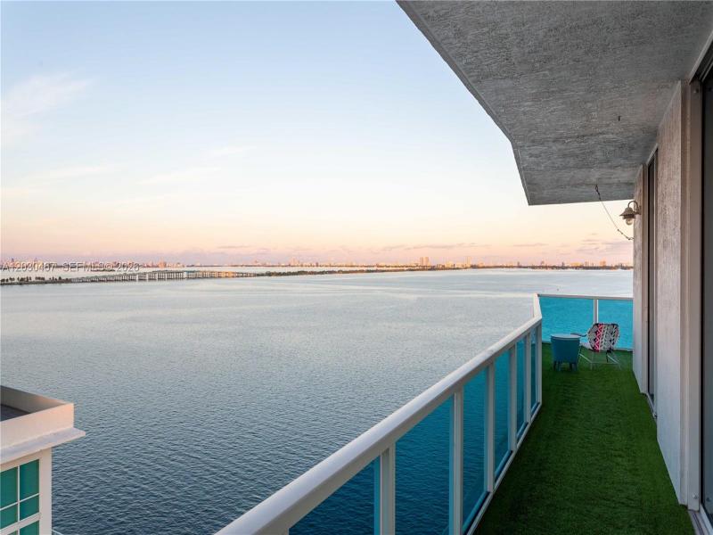 Condo for sale at Star Lofts on the Bay 1003