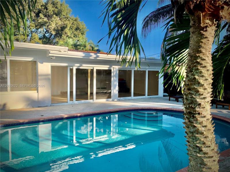 Property photo # 4