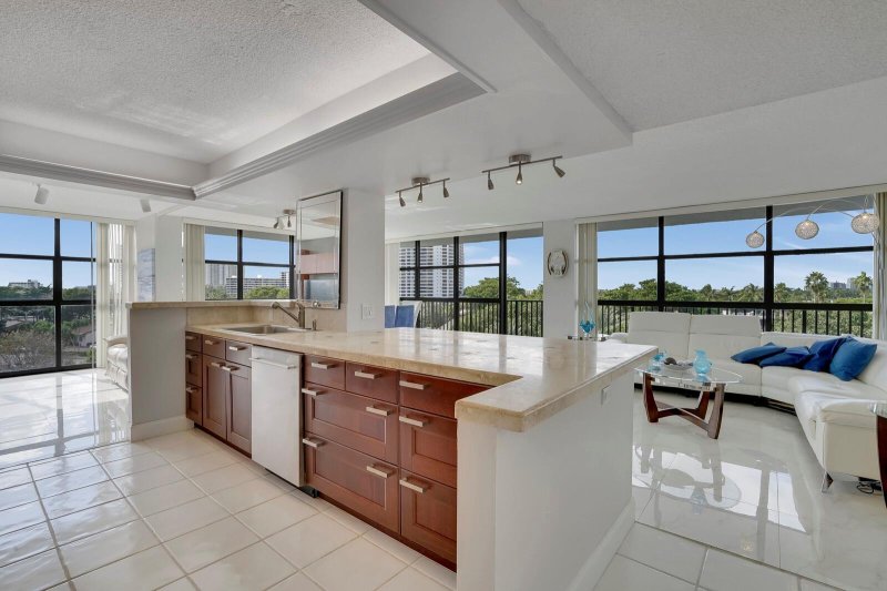 Condo for sale at Towers of Oceanview South 531