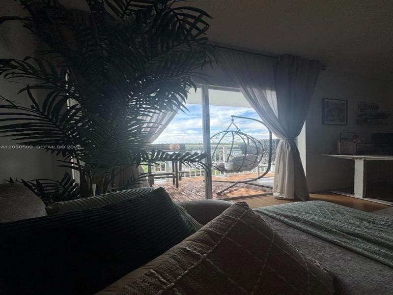 Comprar apartamento en Coastal Towers 622
