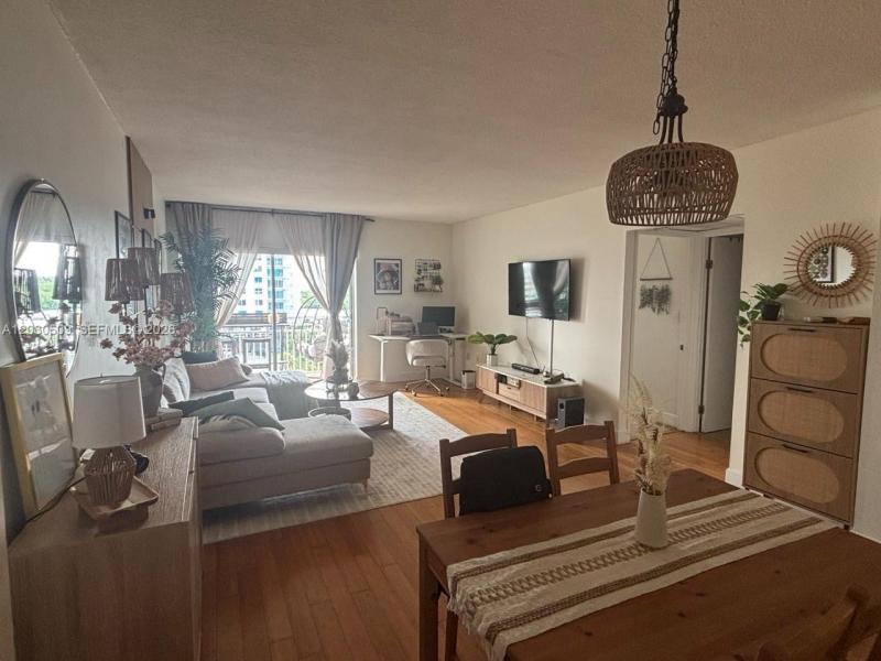 Comprar apartamento en Coastal Towers 622