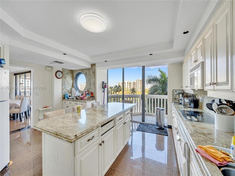 Property photo # 6