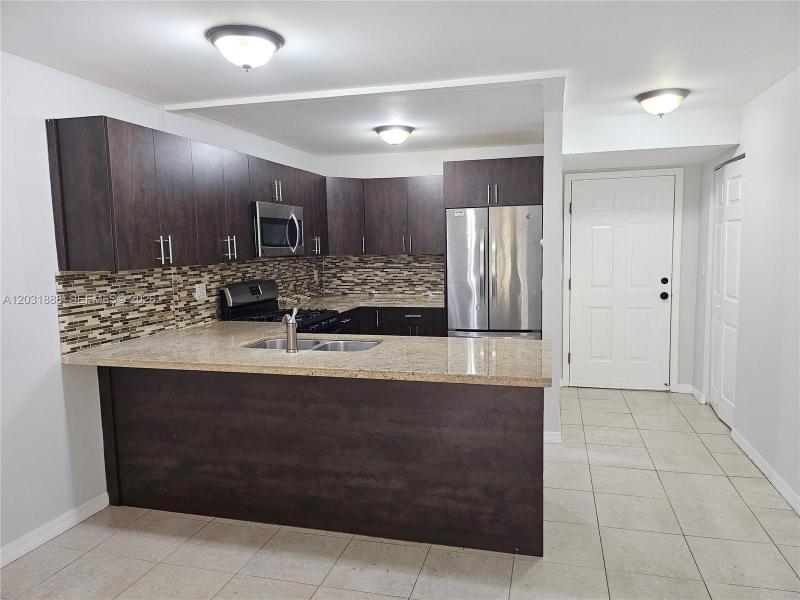 Property photo # 7
