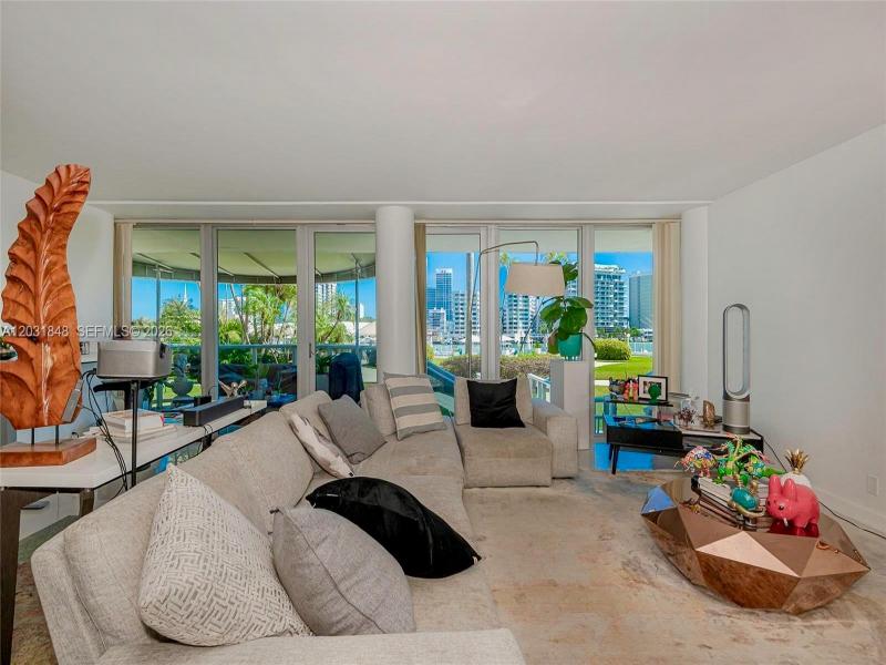 Comprar apartamento en King Cole 122
