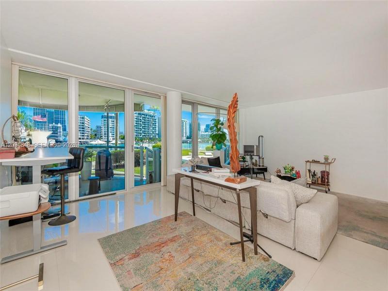 Comprar apartamento en King Cole 122