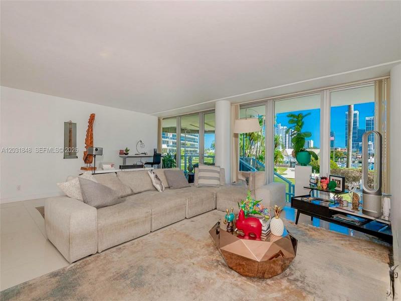Comprar apartamento en King Cole 122