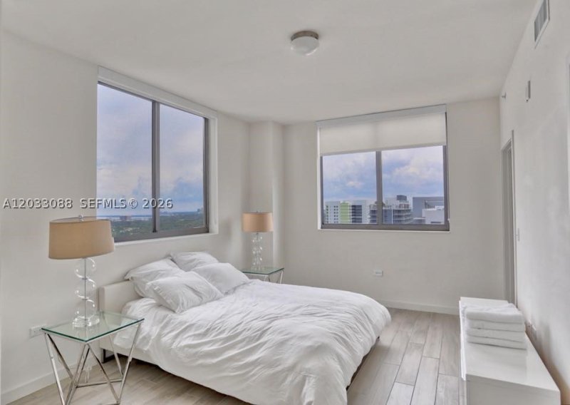 Comprar apartamento en Nine at Mary Brickell Village 2404