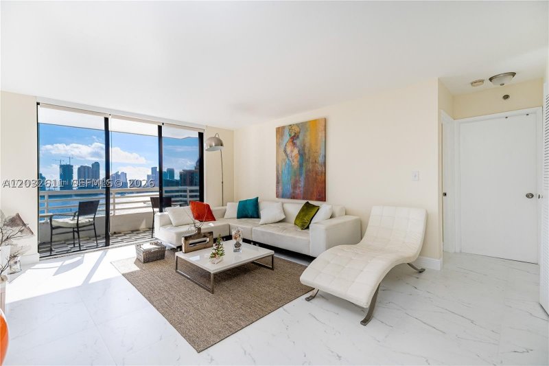 Parc Central Aventura Apt #LP17