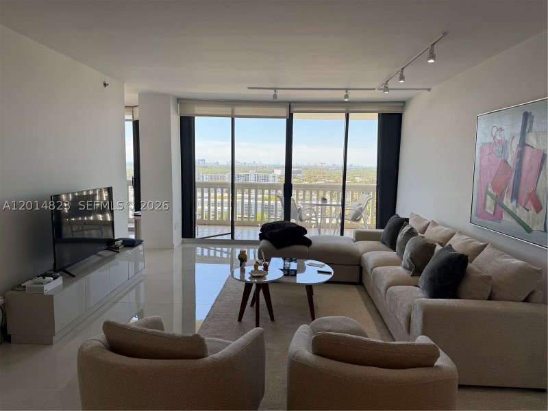 2000 Williams Island Apt #1603