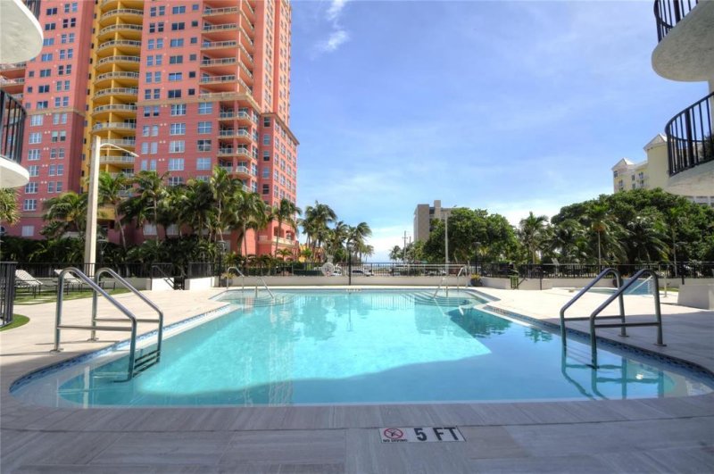 Condo for sale at Tradewinds by the Sea 208