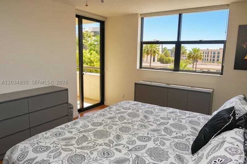 Alquiler de apartamento en Ocean Lane Plaza 0