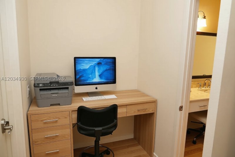 Alquiler de apartamento en Ocean Lane Plaza 0