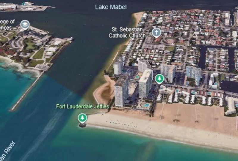 Condo for sale at Point of Americas 205