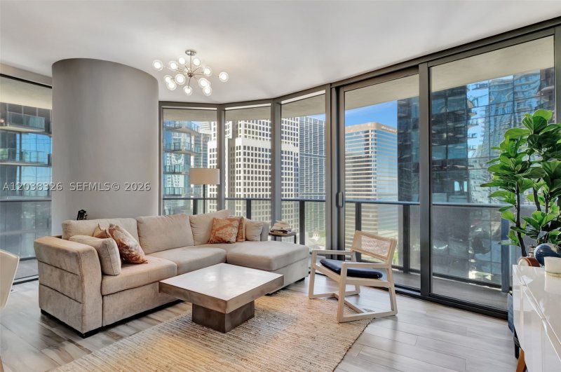 Aluguel de apartamento no SLS Lux Brickell 2205