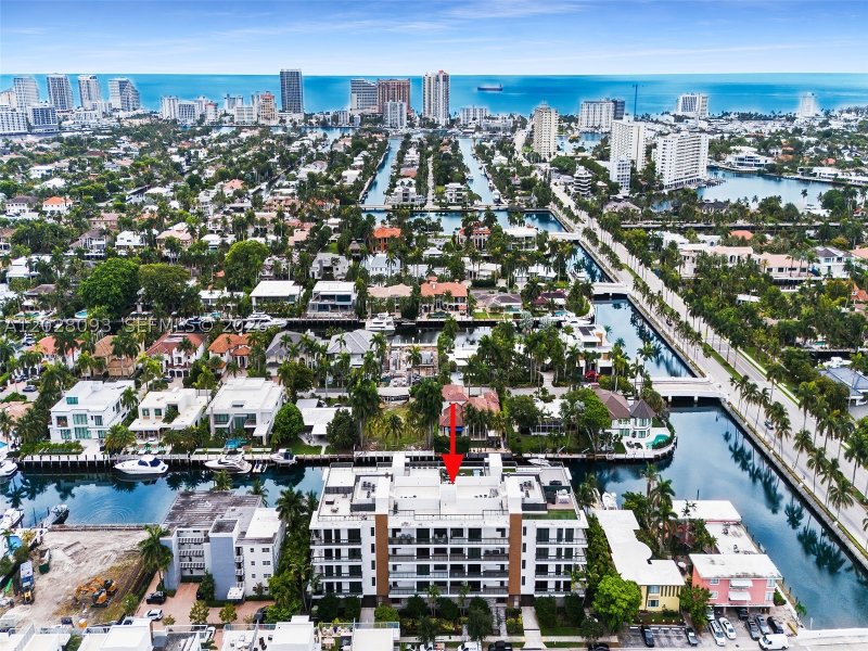 Condo for sale at Aqualuna Las Olas 403