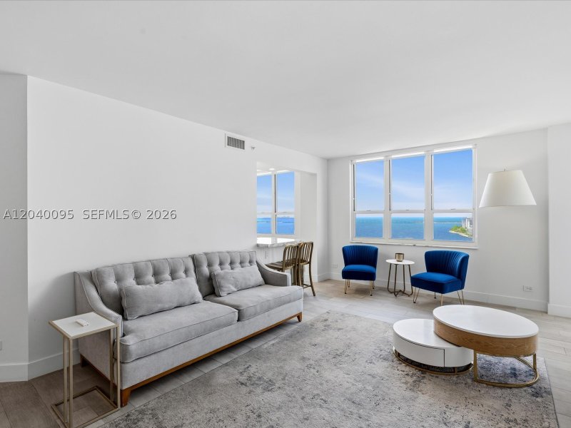 Condo for sale at Courvoisier Courts 1903