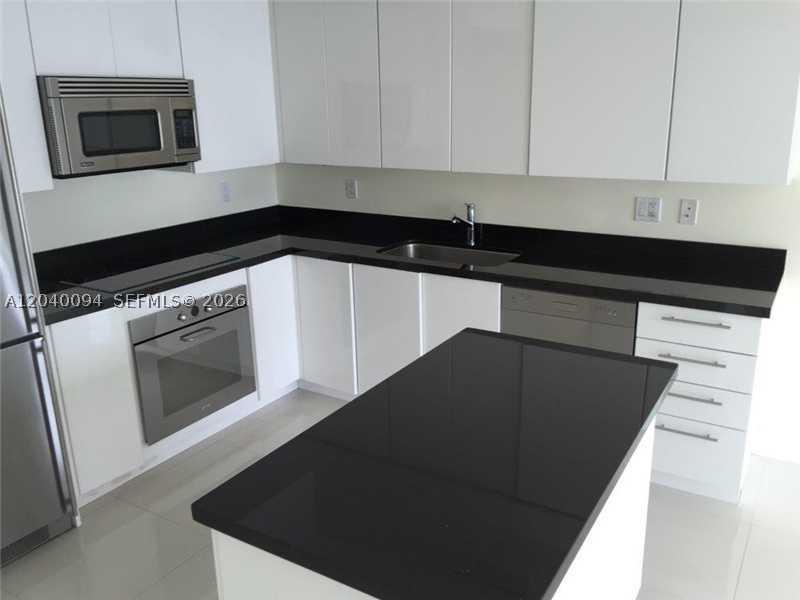 Aluguel de apartamento no Mint at Riverfront 3311
