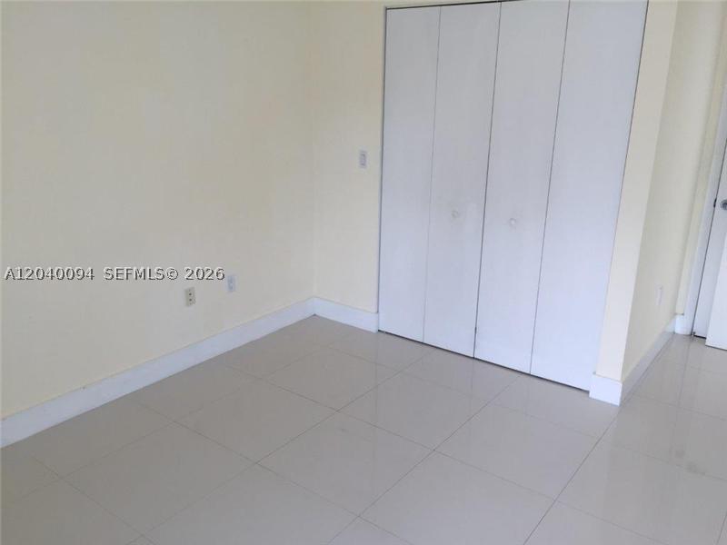 Aluguel de apartamento no Mint at Riverfront 3311