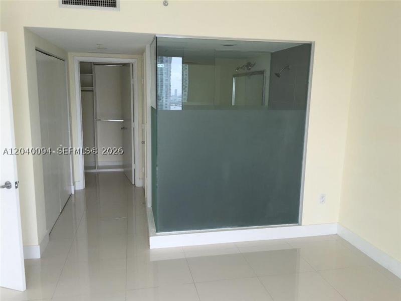 Aluguel de apartamento no Mint at Riverfront 3311