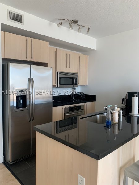 Apartment for rent at Axis on Brickell South Tower 2703-S