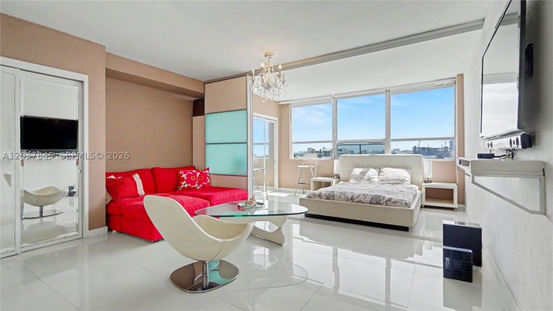Flamingo Apt #1210S