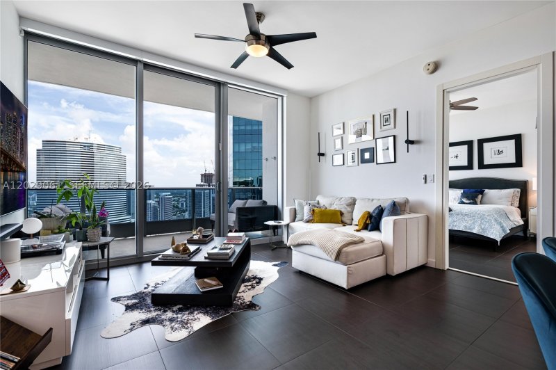 Apartment for rent at Epic Miami 4812