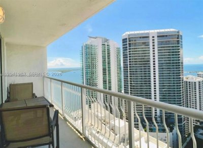 The Club At Brickell Bay Apt #4121