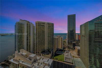 The Club At Brickell Bay Apt #4121