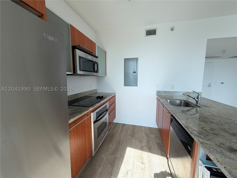 Apartment for rent at Latitude On The River 3200