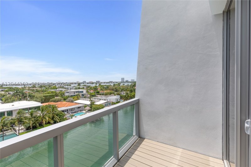 Comprar apartamento no Kai at Bay Harbor 7H-S