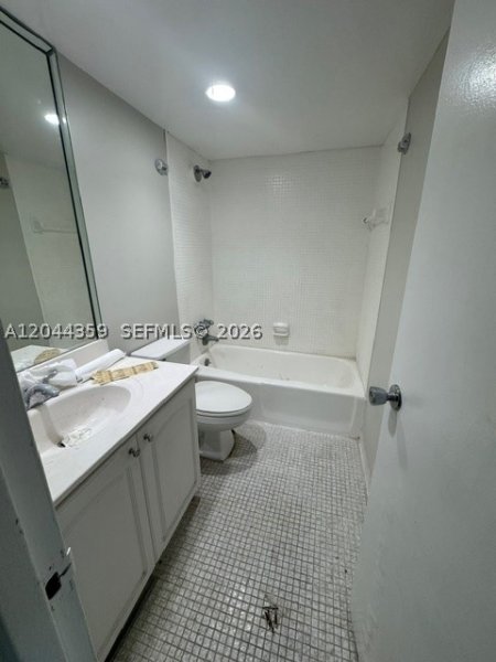 Condo for sale at Tides Hollywood Beach 10X