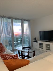 Tides Hollywood Beach Apt #12V