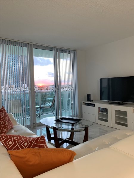 Condo for sale at Tides Hollywood Beach 12V