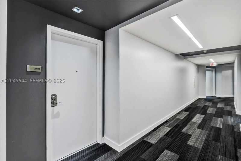 Condo for sale at Midtown Miami 4 H2405