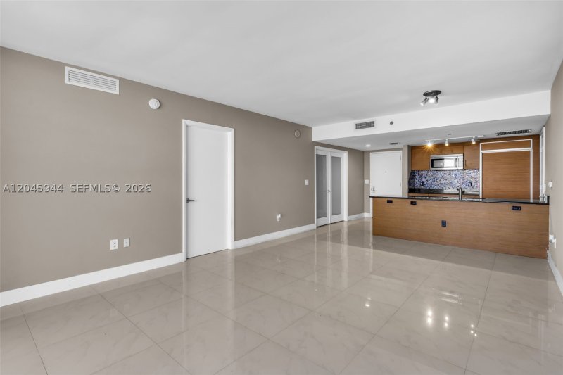 Apartment for rent at 50 Biscayne 4208