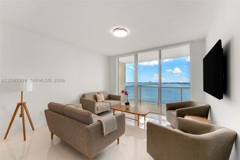 Bay House Apt #2904