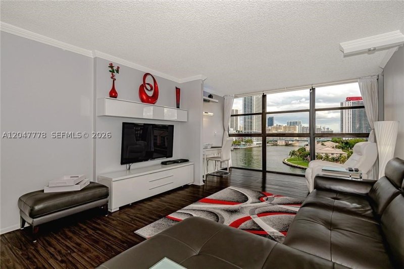 Apartment for rent at 200 Leslie 926