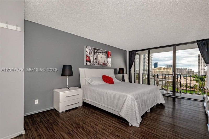 Apartment for rent at 200 Leslie 926