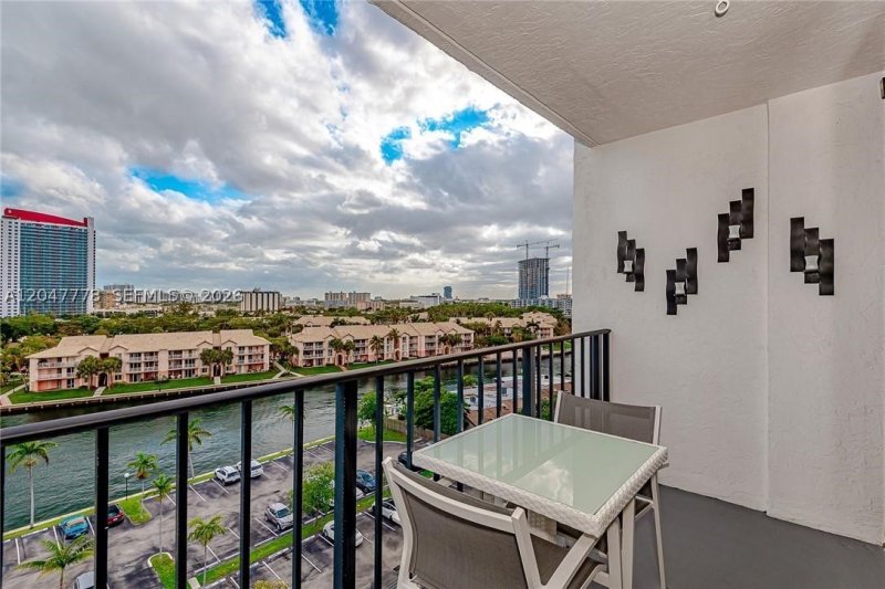 Apartment for rent at 200 Leslie 926